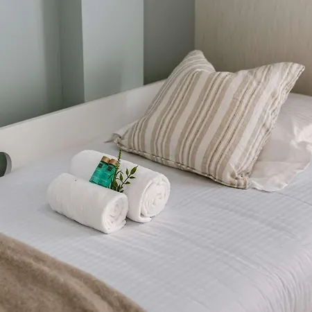Apartment Huswell - Spacious With Terrace, Pets Are Welcome